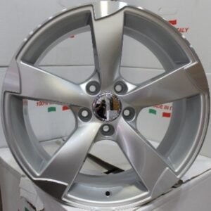Juego de 4 llantas Italia Plata 19