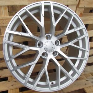 Juego de 4 llantas Moroni Plata 18