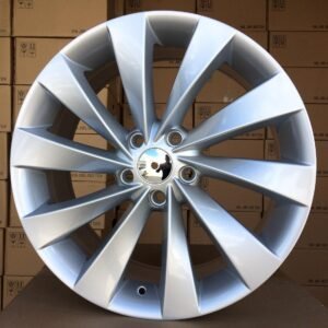 Juego de 4 llantas Maseru 18