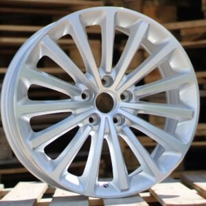 JUEGO DE 4 LLANTAS VW4244 18 SILVER