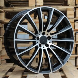 JUEGO DE 4 LLANTAS MERCEDES 5232 8,5X20 Y 9,5X20 BLACK METAL