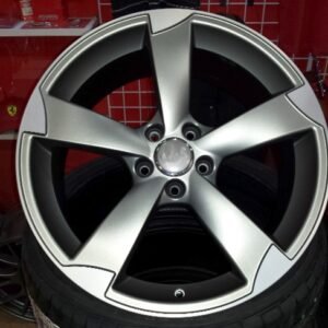 KIT DE 4 LLANTAS AUDI RS 19X8,5 ET30 GREY METAL + NEUMATICOS 245/35R19 MILESTONE