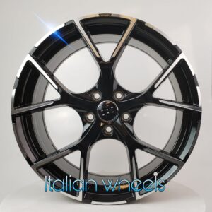 JUEGO DE 4 LLANTAS AUDI RS45 19 BLACK METAL