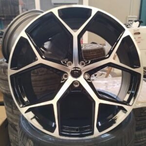 JUEGO DE 4 LLANTAS AUDI RS75 18 BLACK METAL