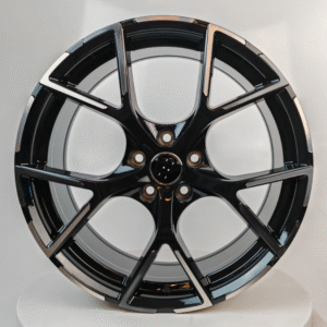 JUEGO DE 4 LLANTAS AUDI RSX1 18 BLACK METAL