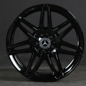 JUEGO DE 4 LLANTAS MERCEDES AMT80 18 BLACK