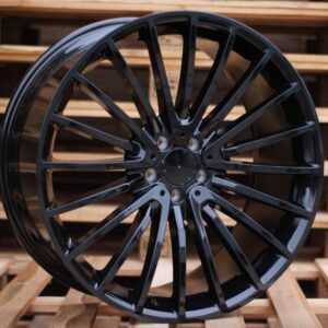 JUEGO DE 4 LLANTAS MERCEDES AMT29 22 BLACK