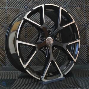 JUEGO DE 4 LLANTAS VOLKSWAGEN RS300 18X8 ET40 BLACK METAL