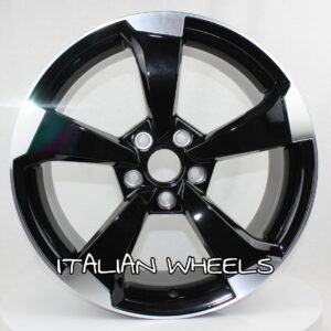 JUEGO DE 4 LLANTAS AUDI RS3 18 BLACK METAL