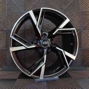 JUEGO DE 4 LLANTAS AUDI RS45S 18 BLACK METAL