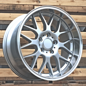 JUEGO DE 4 LLANTAS PARA BMW BST 18X8 ET35 SILVER LIP POLISHED
